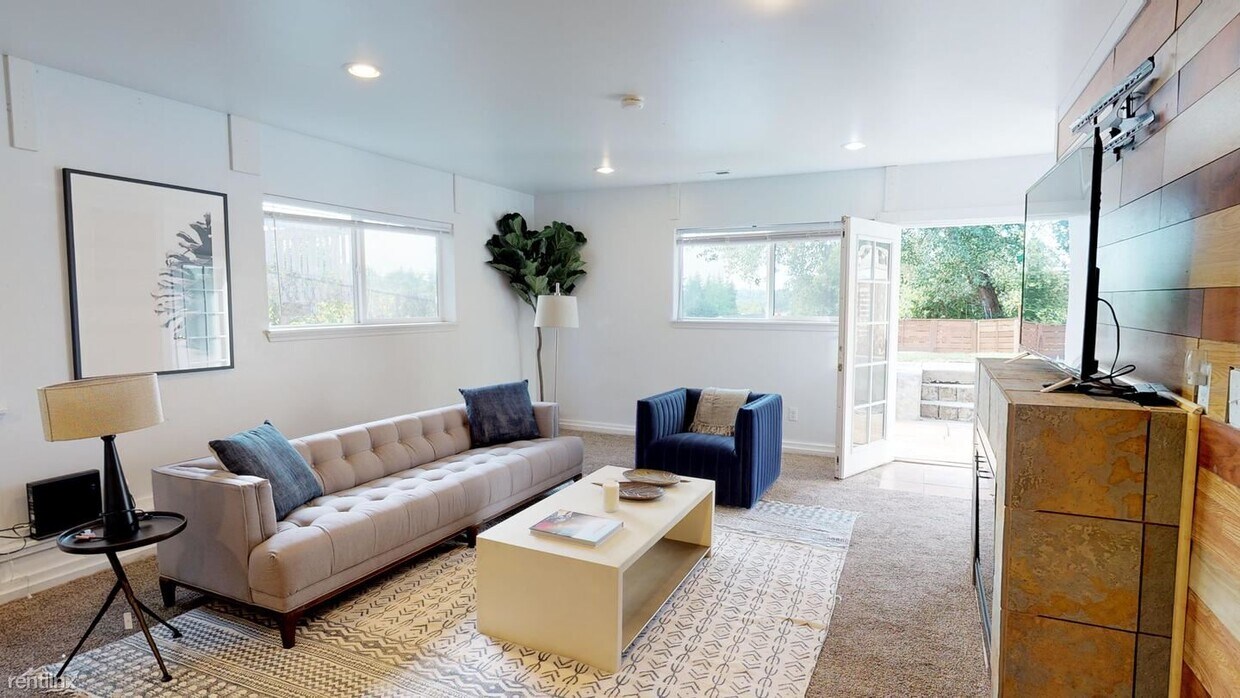 Primary Photo - 1 br, 1 bath House - 3012 S Bradford St Pr...