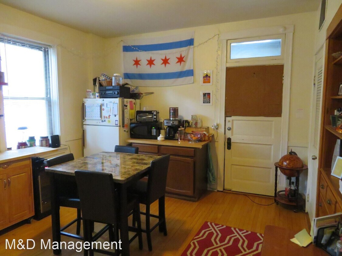 2056 W Cullom Ave, Chicago, IL 60618 Room for Rent in Chicago, IL