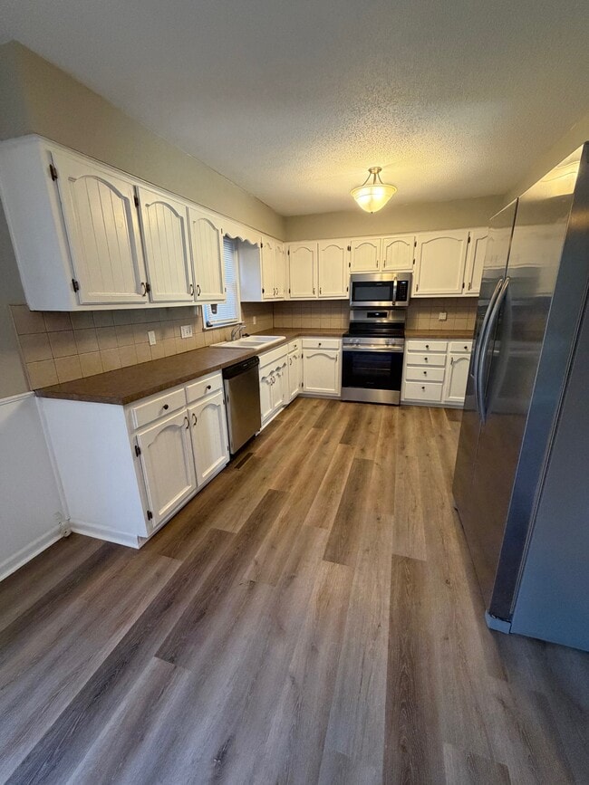 Foto del edificio - 1428 Grandview Dr