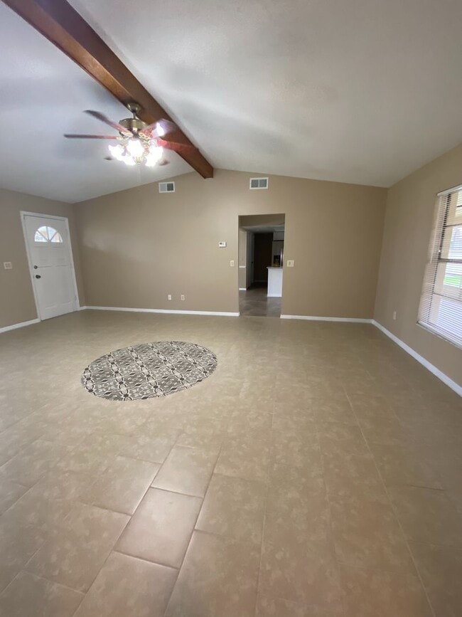 Building Photo - 1078 E Gaucho Cir