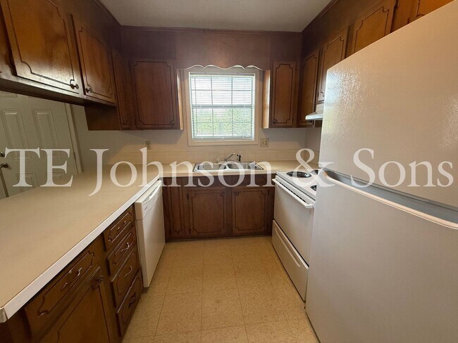 Foto del edificio - 2570 Green Oaks Ct SE