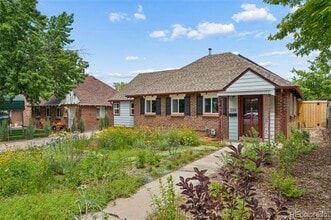 Building Photo - 556 S Canosa Ct