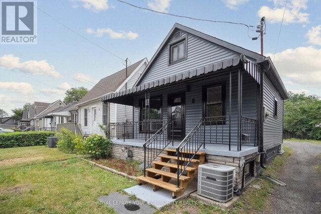 Building Photo - 8 Merchison Ave