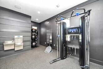 Building Photo - 7711 Longmire Rd