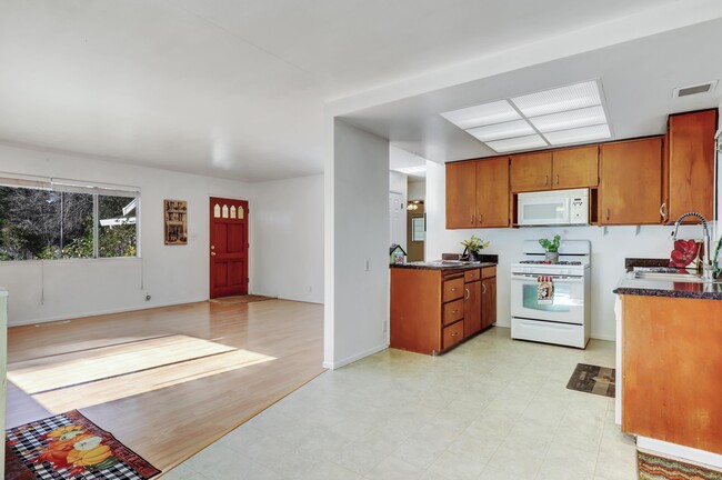 Building Photo - 11412 Butler Rd