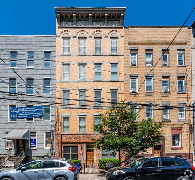 Foto del edificio - 412 Monroe St