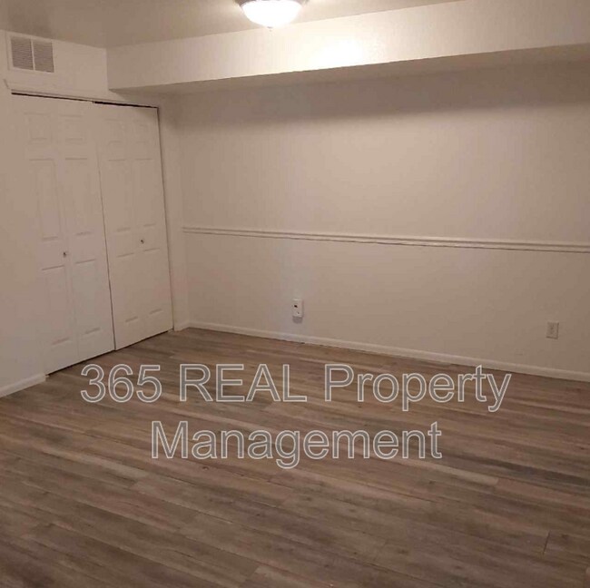 Foto del edificio - 2551 W 24th St