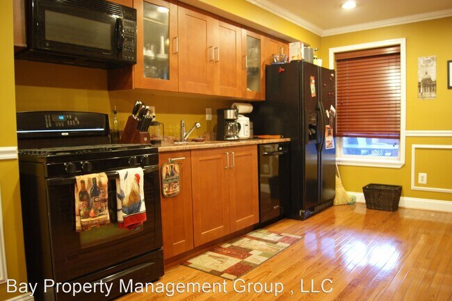 Building Photo - 2 br, 2 bath House - 143 N. Curley Street