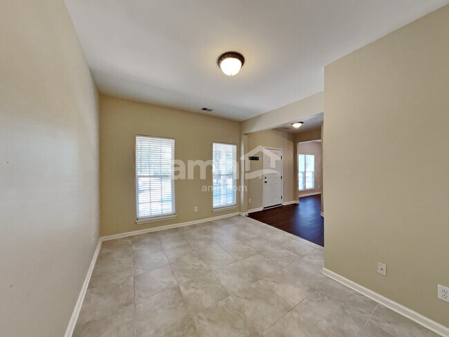 Foto del edificio - 3522 Barnstable Dr