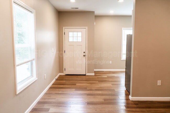 Building Photo - 4107 Mountain Trek Way