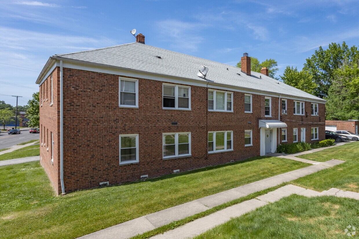 Building photo - 2663 Noble Rd