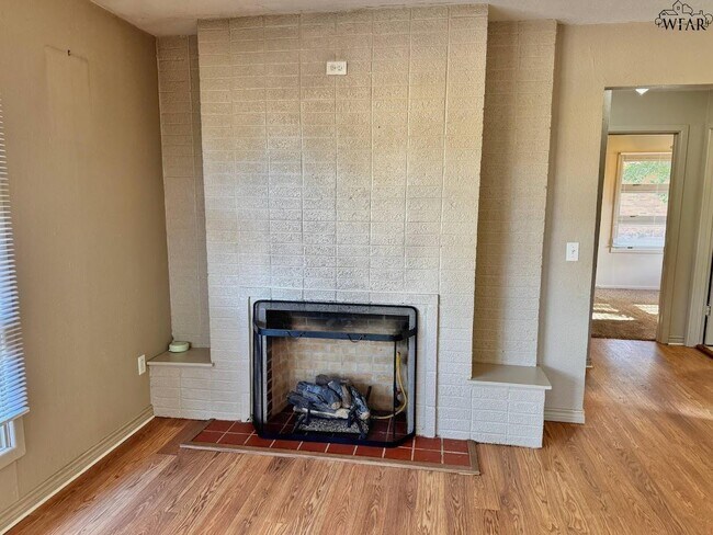 Foto del edificio - 703 Pecan St