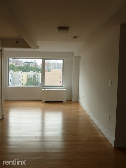 Building Photo - 240 W 122nd St