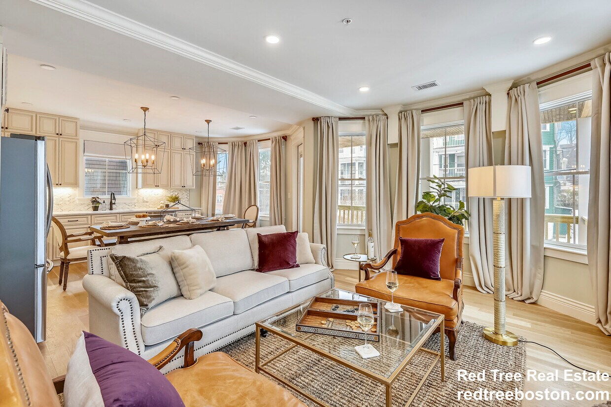 Foto principal - 89 Forest Hills St