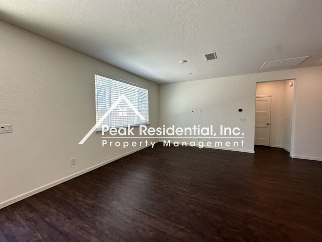 Building Photo - Brand New 3bd/2ba Folsom Home-Must See!
