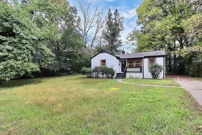 Foto del edificio - Charming 2BD/1BA Ranch in Druid Hills