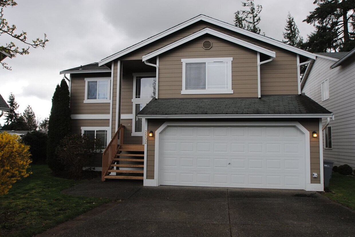 Primary Photo - 2532 132nd Pl SE