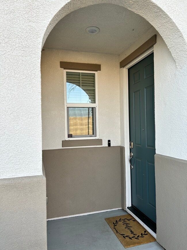 Foto del edificio - 8836 Sheldon Terrace Ln