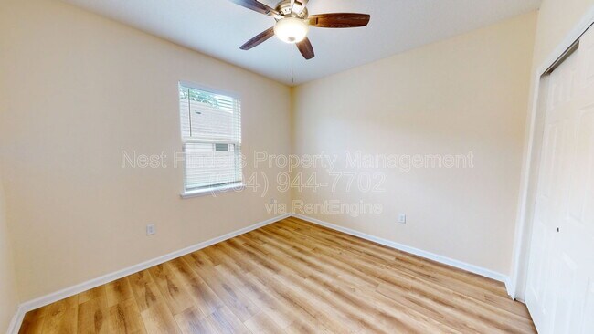 Foto del edificio - 3718 Ruby Kinglet Dr