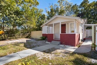 Building Photo - 2848 61st Ave N