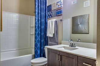 2 BR, 2 BA (La Maison) - 1,068 SF - La Vie Apartments