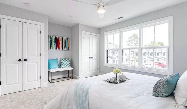 Foto del edificio - 6800 Milligan Way