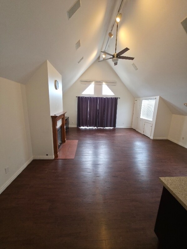 Foto principal - 18633 Knapp St