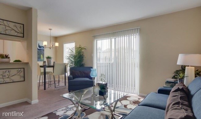 Foto del edificio - 8000 W Tidwell Rd