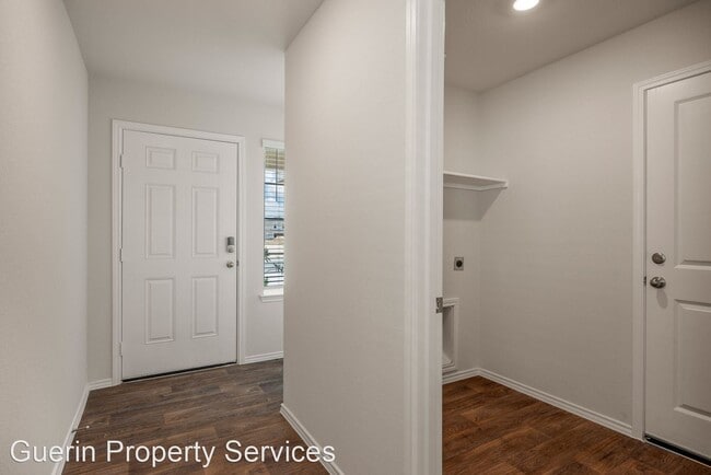 Building Photo - 3 br, 2 bath House - 213 Legendary Trail Loop