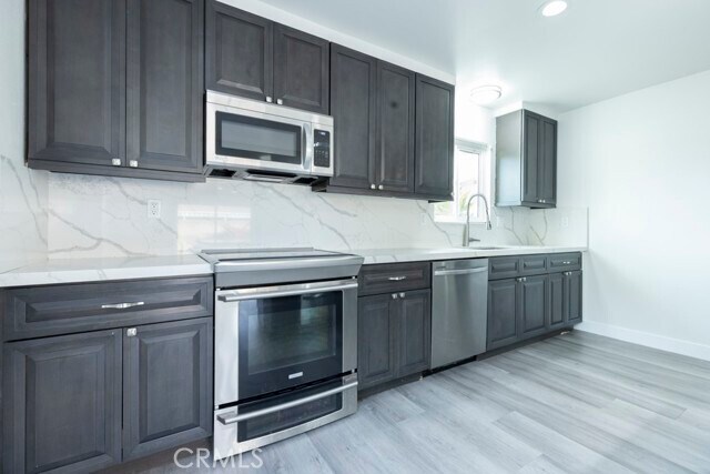 Foto del edificio - 6607 Michelson St