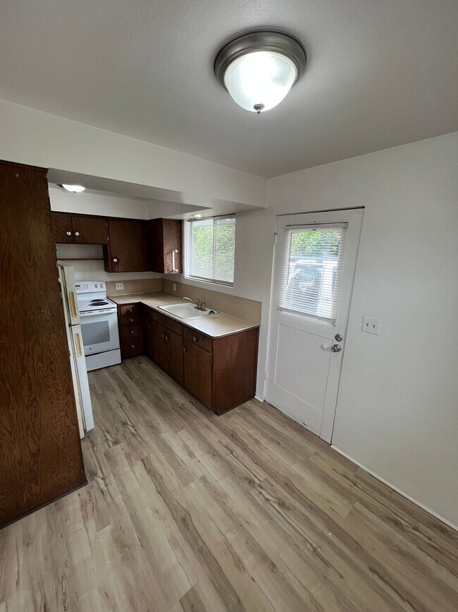 Foto del edificio - 352-352 E 17th Ave