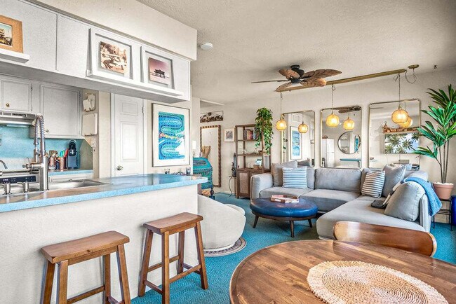 Foto del edificio - 15209 Leeward Dr