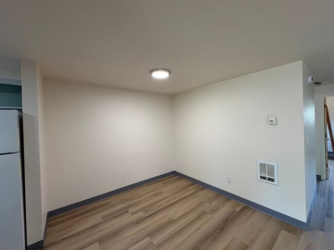 Building Photo - 2 Bedroom Duplex in Santa Clara Area
