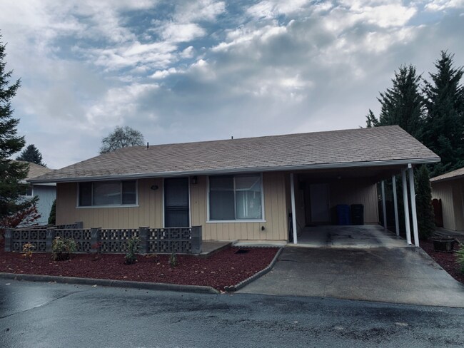 Building Photo - 111 Wards Creek Ln