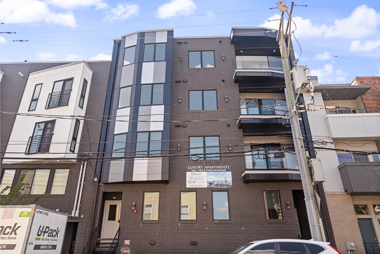 Foto principal - 408 N Front St