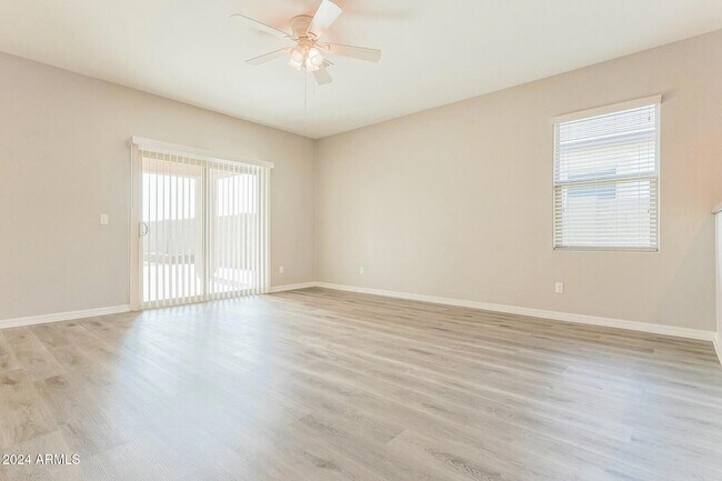Foto del edificio - 20561 N Grantham Rd