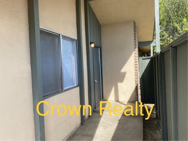 Foto del edificio - 2/2 Town home near Mooney