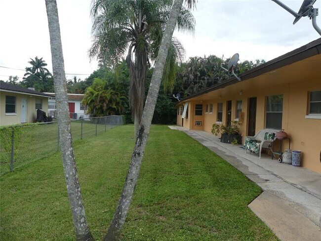 Foto del edificio - 4725 SW 65th Ave