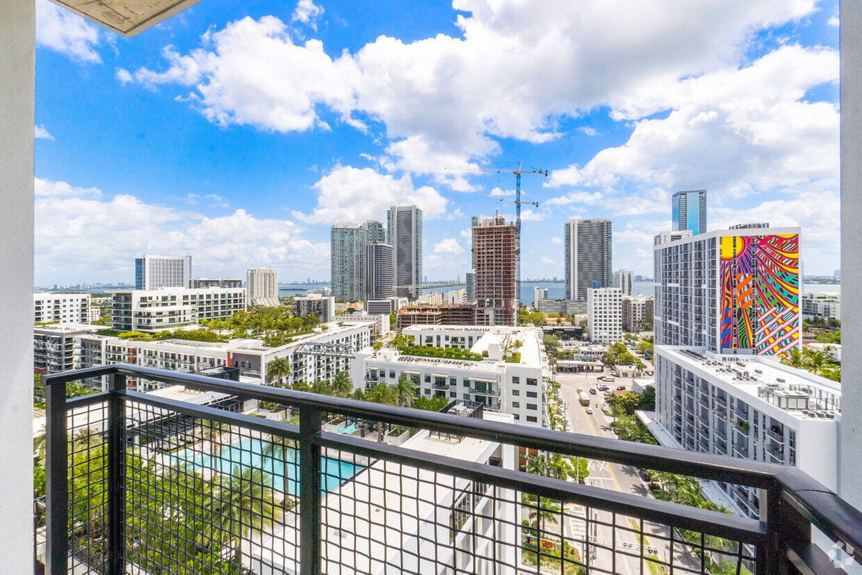 Caoba Miami Worldcenter Apartments For Rent in Miami, FL