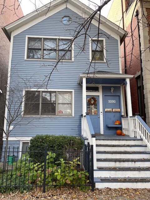 Primary Photo - 2232 N Wayne Ave