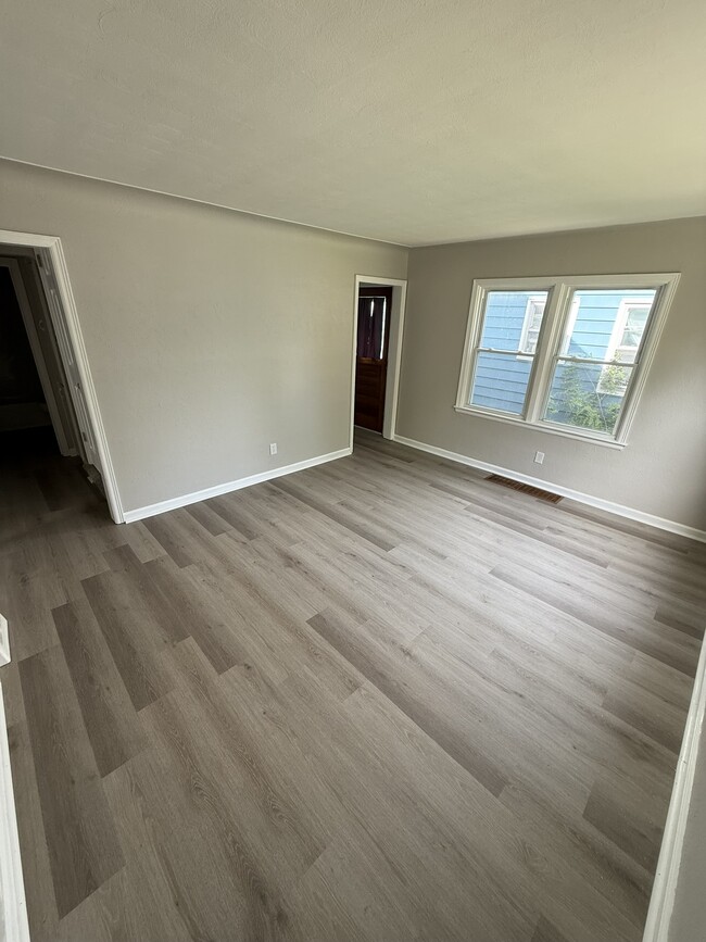 Building Photo - 1028 Branleigh Dr
