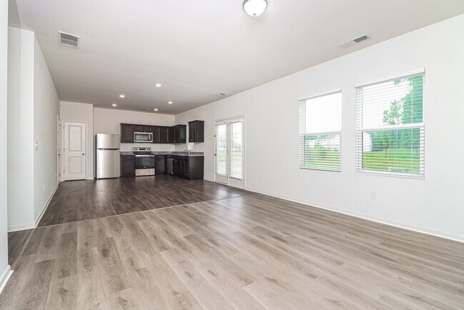 Foto del edificio - 44 Meriwether Ln