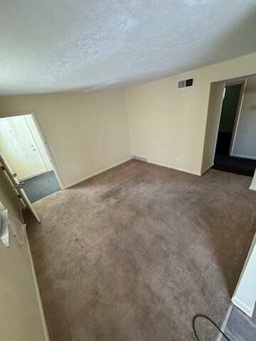 Foto del edificio - 3203 Melody Acres Ln
