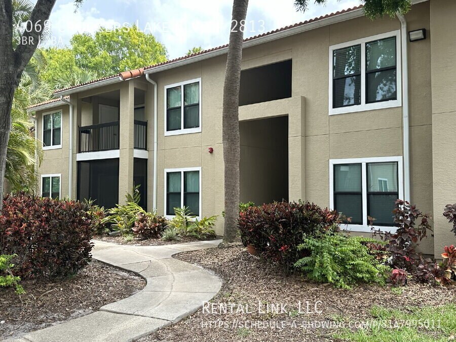 Foto principal - 4069 Crockers Lake Blvd