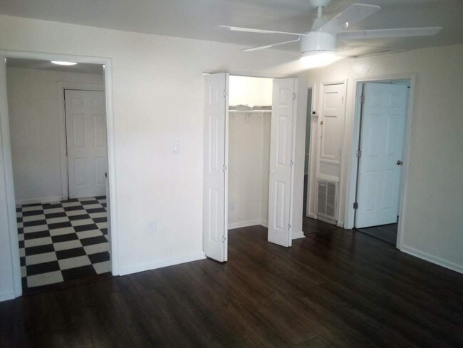 Foto del edificio - 70 Grove St