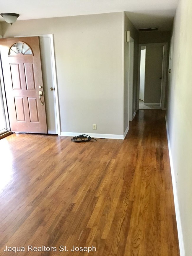 Foto del edificio - 1162 Maiden Ln
