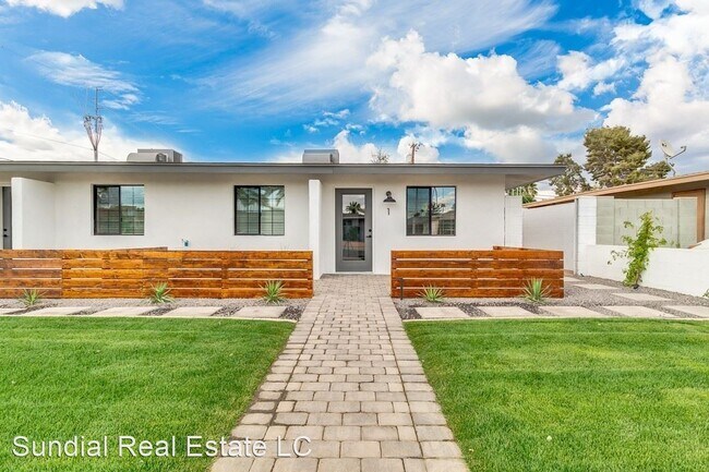 Building Photo - 6802 E Avalon Dr