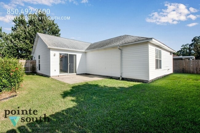 Building Photo - 987 John Wayne Cir