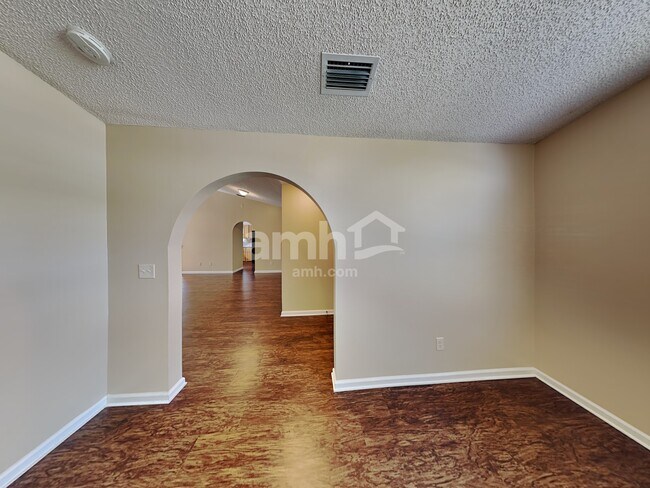 Building Photo - 3265 Fox Squirrel Drive