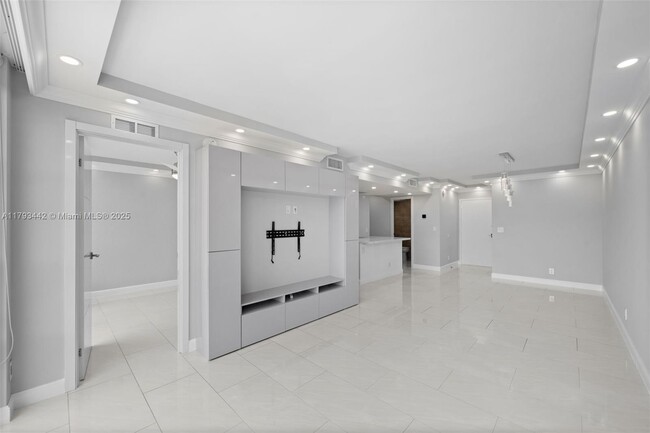 Foto del edificio - 701 Three Islands Boulevard